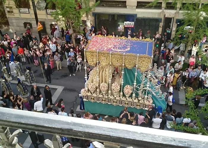 Gran Via Balconies